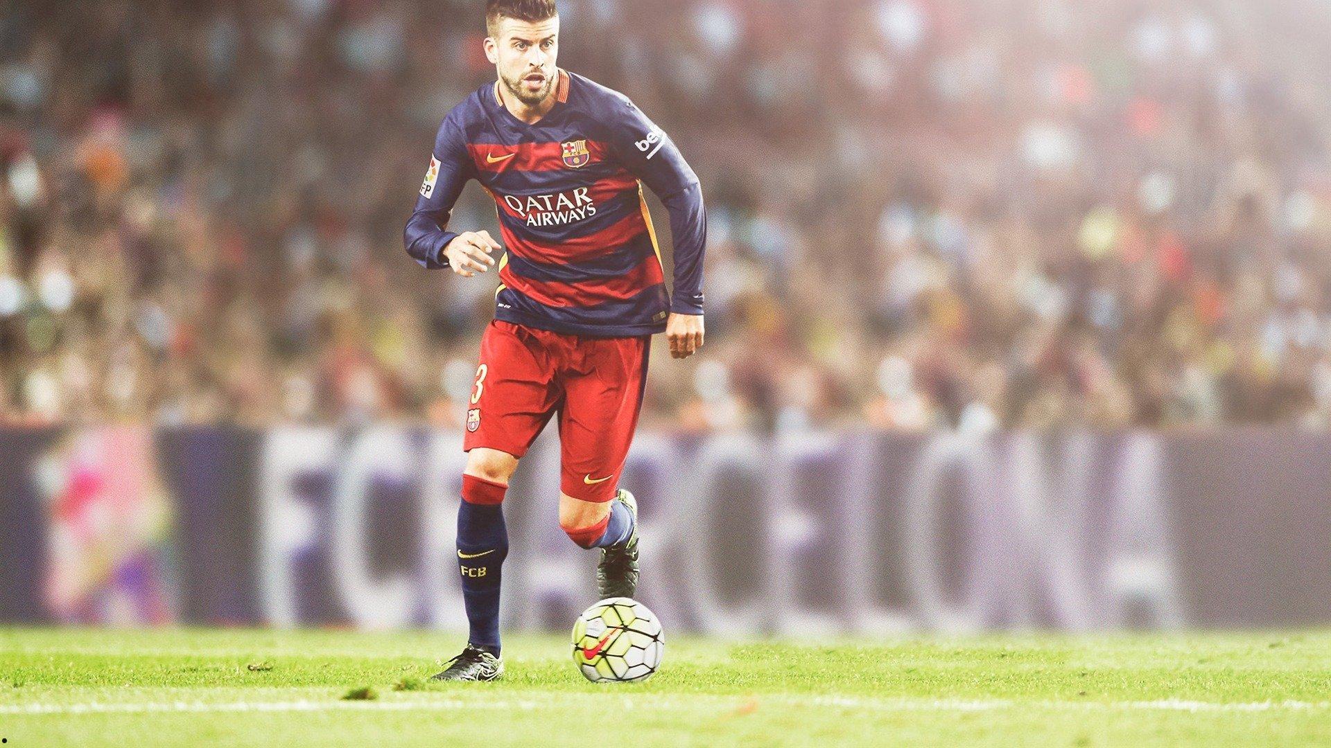 曼联明战前全队默哀悼恐袭遇难者 将佩戴黑纱出战